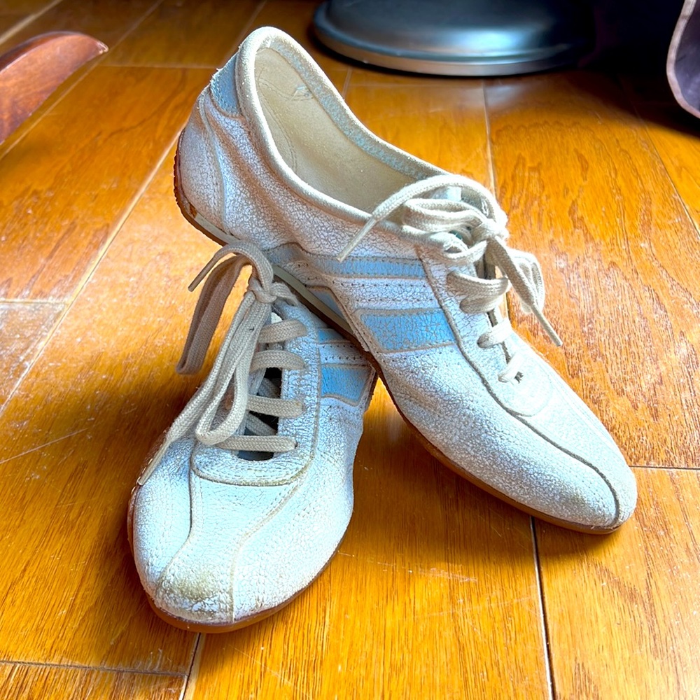 The Original Kowalski Made in Spain Distressed Leather Shoe